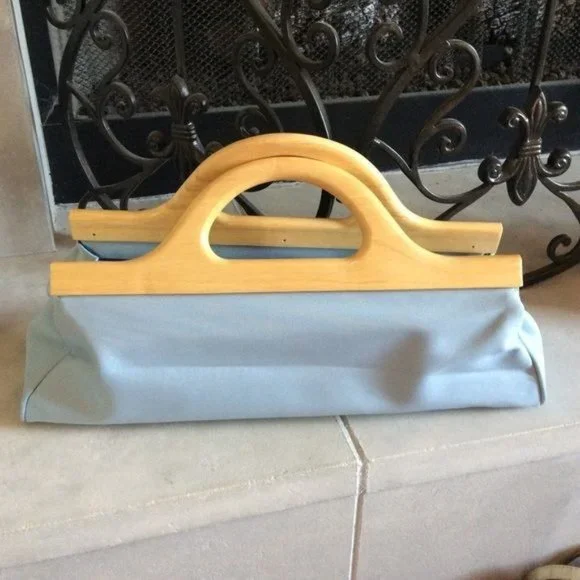 Estée Lauder Blue Bag wood handles - Picture 1 of 5